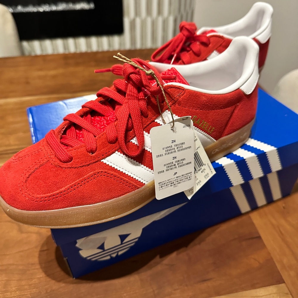 NWT Red and White Adidas Gazelle Sneakers
